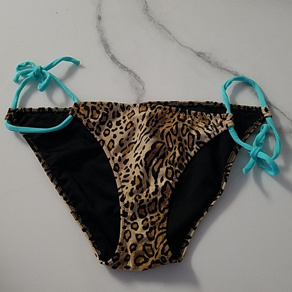 Victoria's Secret M Cheetah / Teal Bikini bottoms